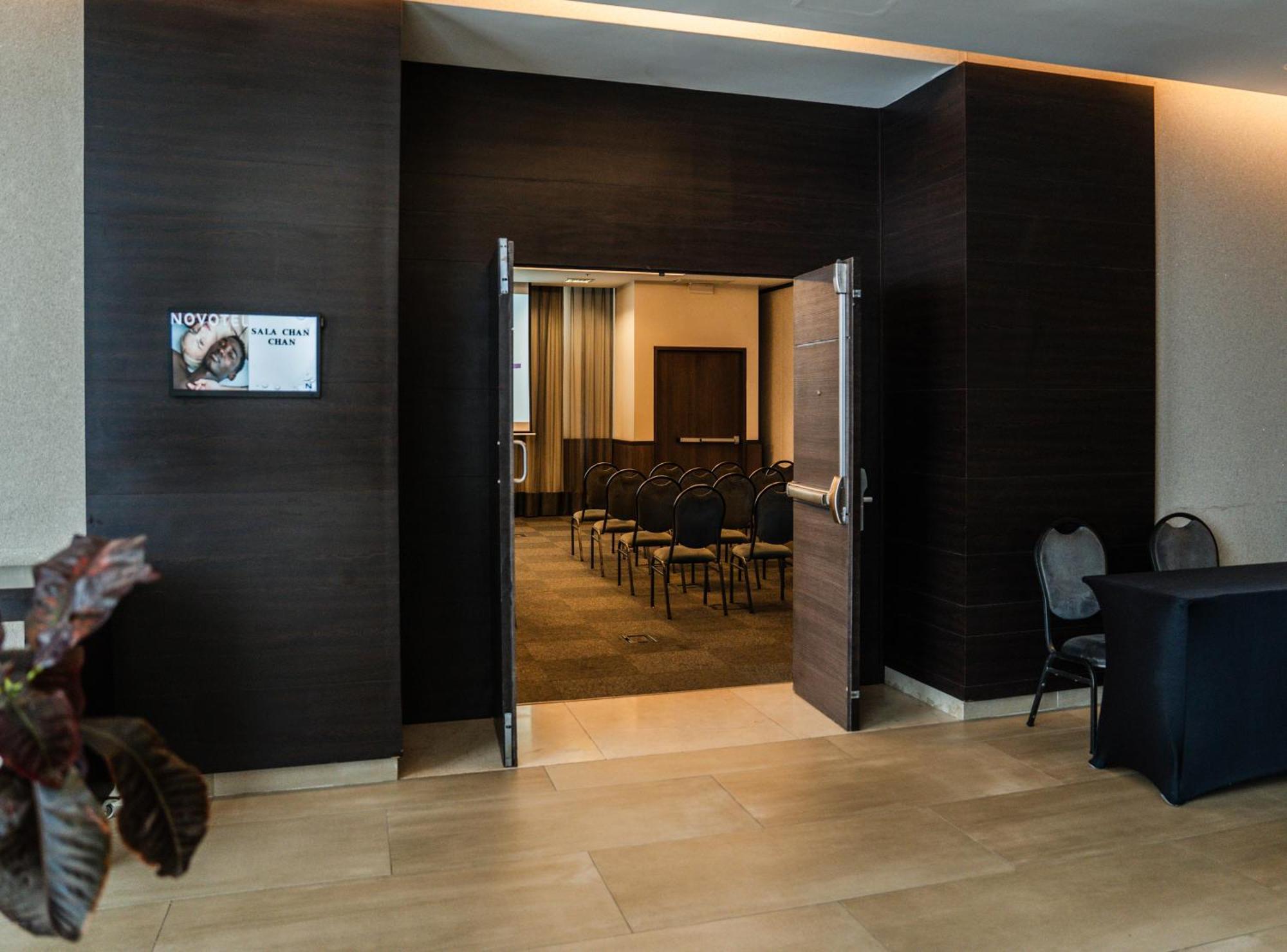 Novotel Lima San Isidro Екстериор снимка
