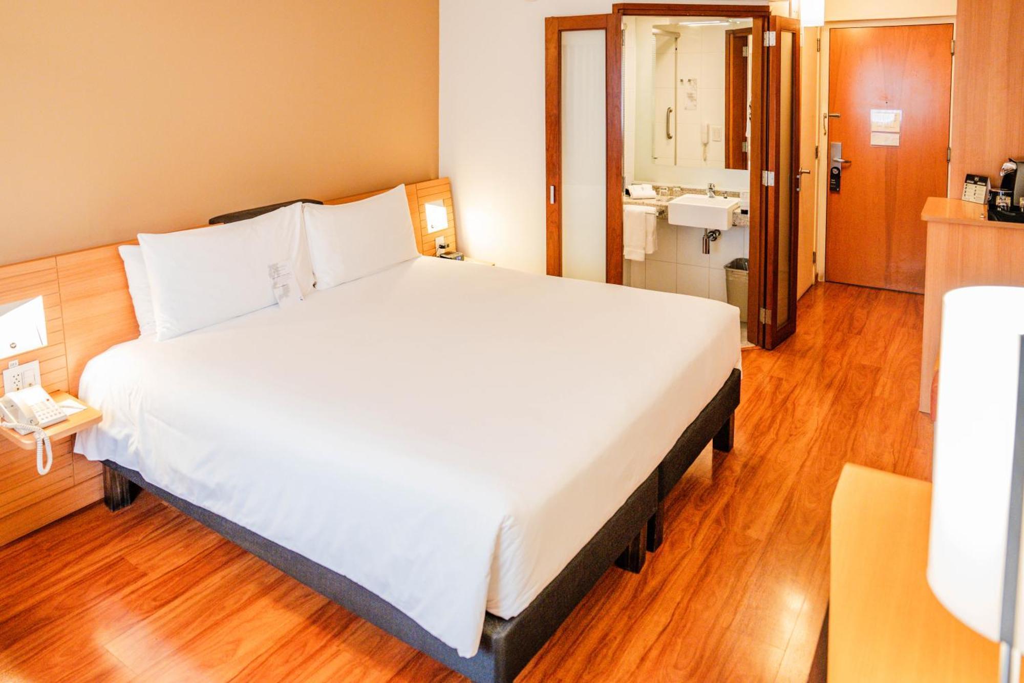 Novotel Lima San Isidro Екстериор снимка