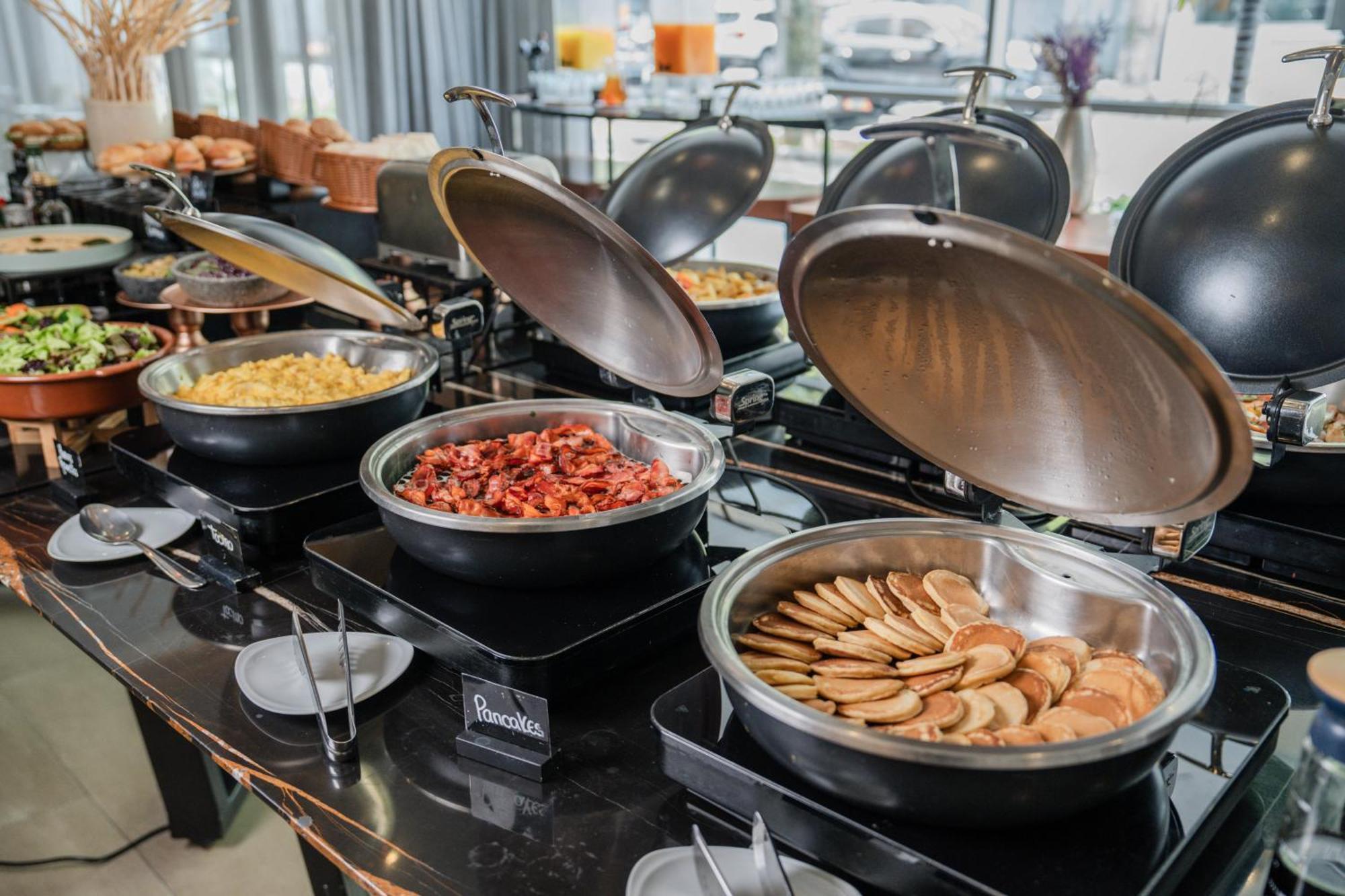 Novotel Lima San Isidro Екстериор снимка