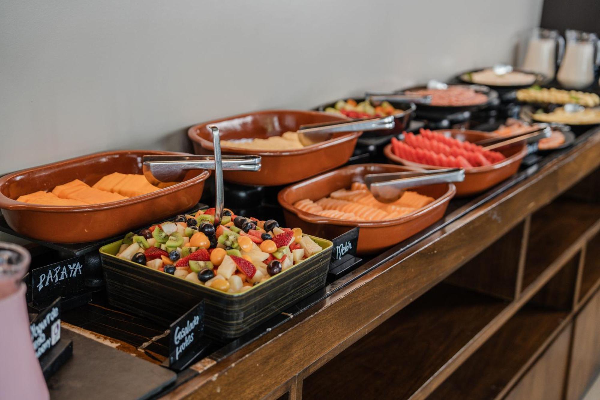 Novotel Lima San Isidro Екстериор снимка