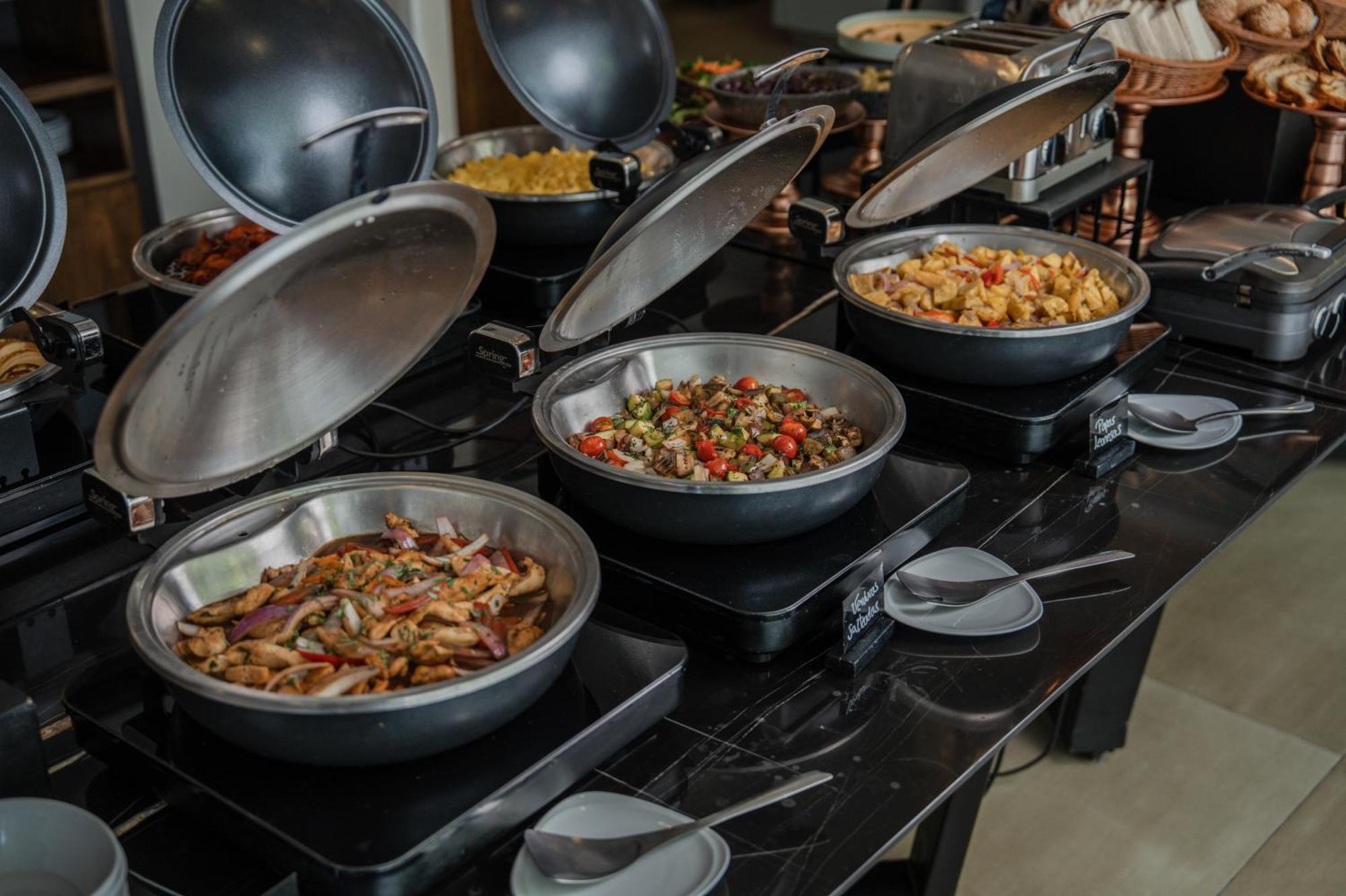 Novotel Lima San Isidro Екстериор снимка